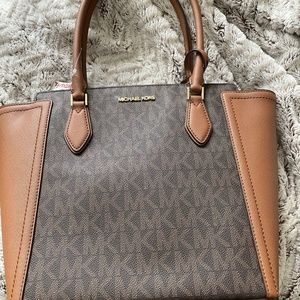 Travel bag